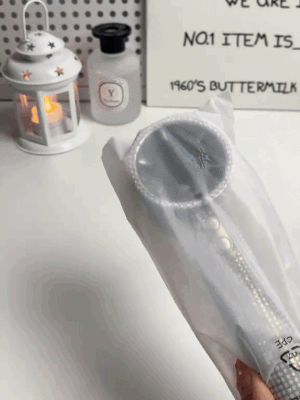Glam Breeze Handheld Fan