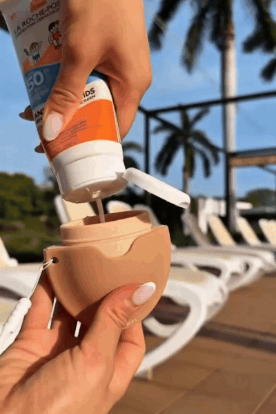 SunRoll™- Refillable Roll-On Sunscreen Applicator