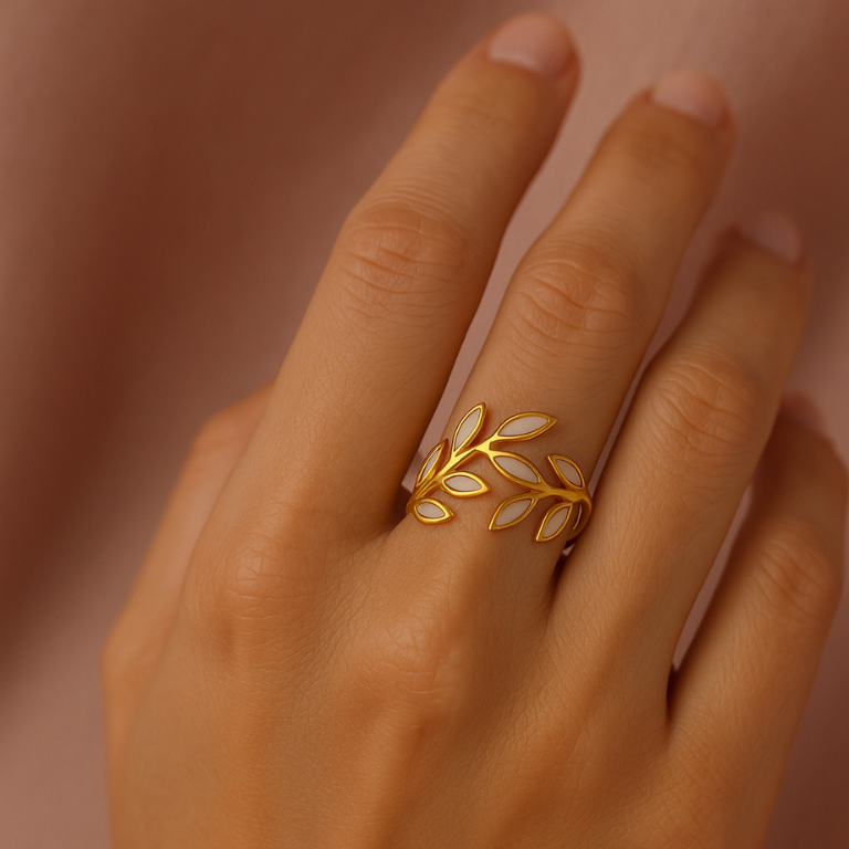Pure Leaf Ring